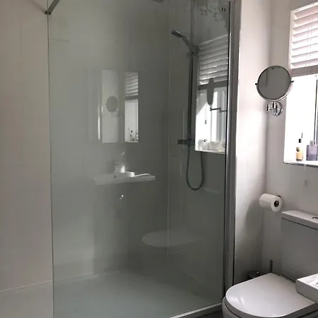 Spacious Self-Contained Flat - 33As1 London Exterior photo